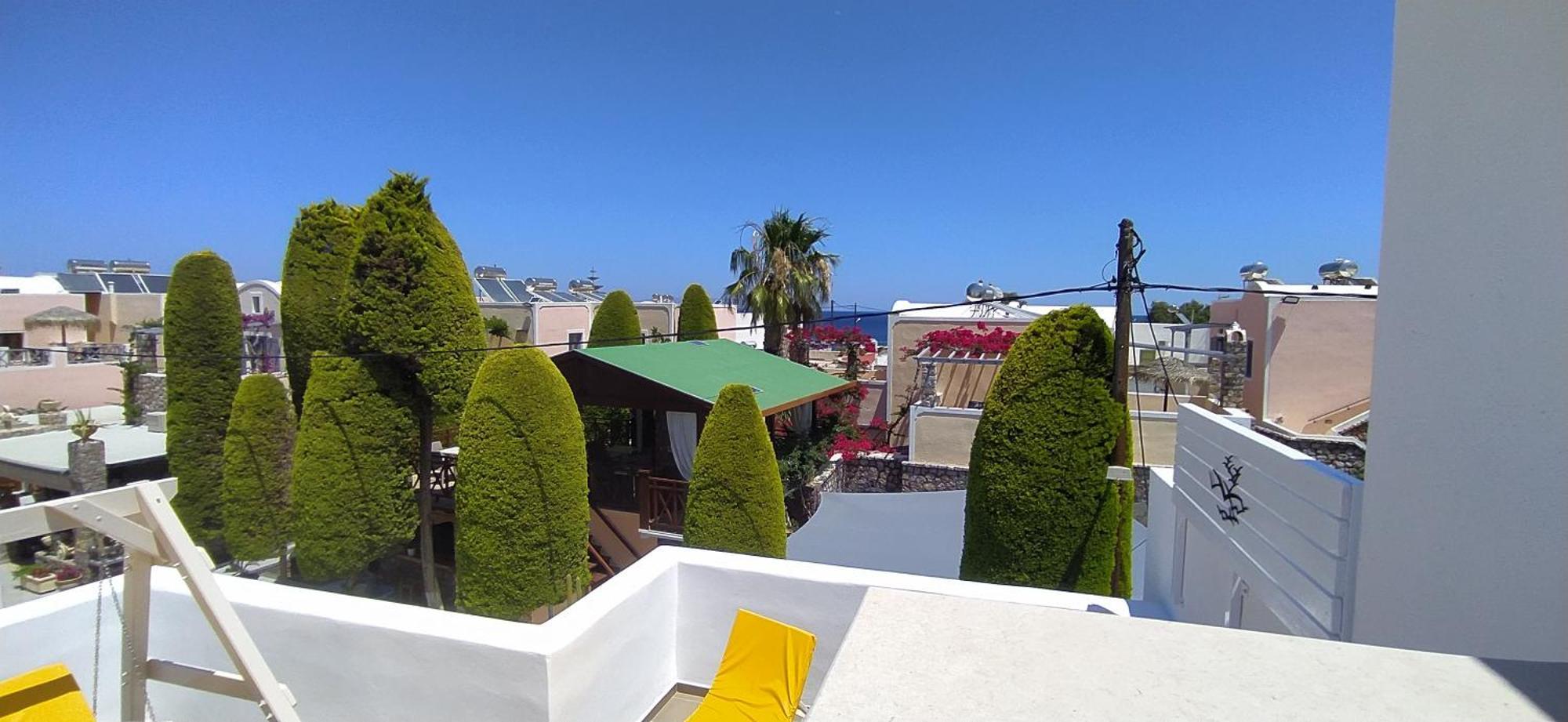 Chariot Apartments Santorini Камарі Екстер'єр фото